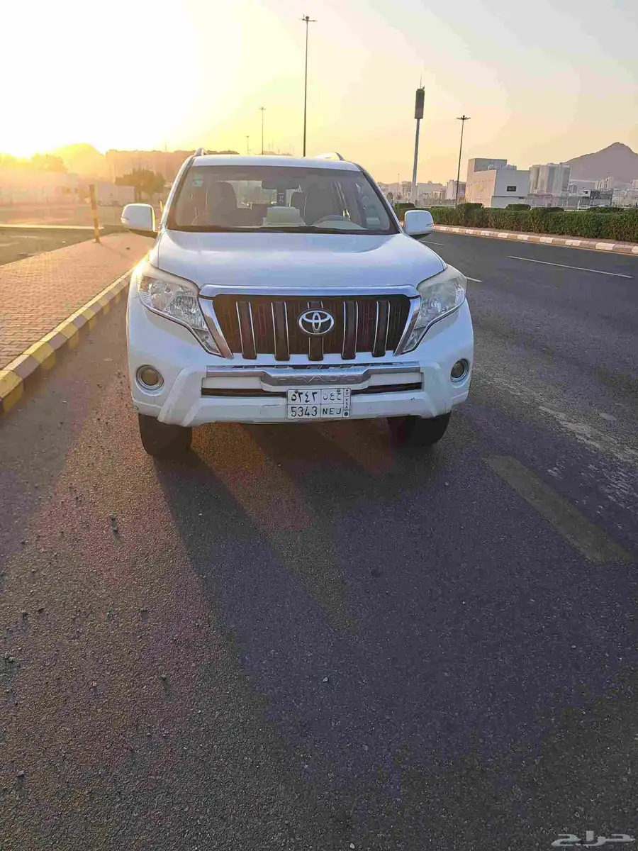 للباحث عن النضيف والمخزن للبيع برادو اربعه سلندر ممشى 186فقط 21