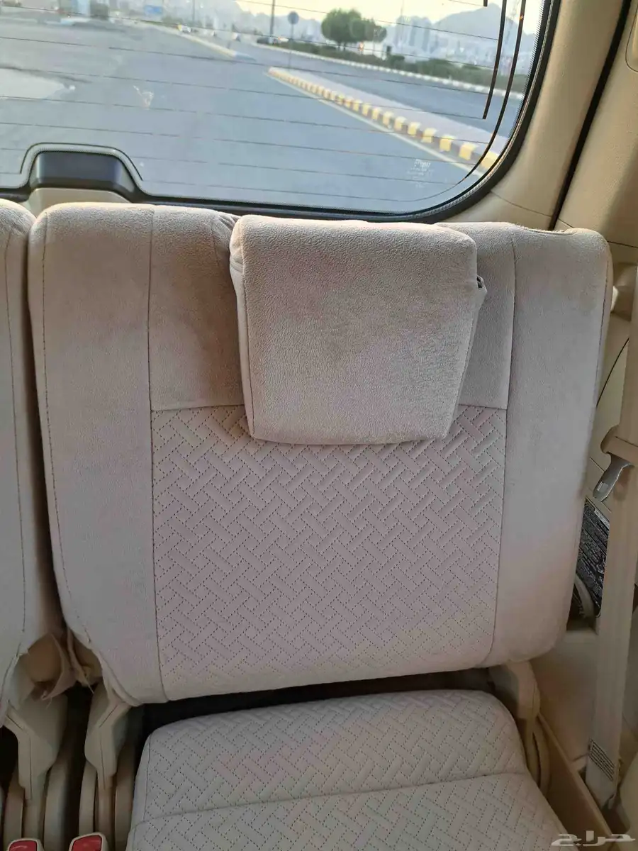 للباحث عن النضيف والمخزن للبيع برادو اربعه سلندر ممشى 186فقط 42