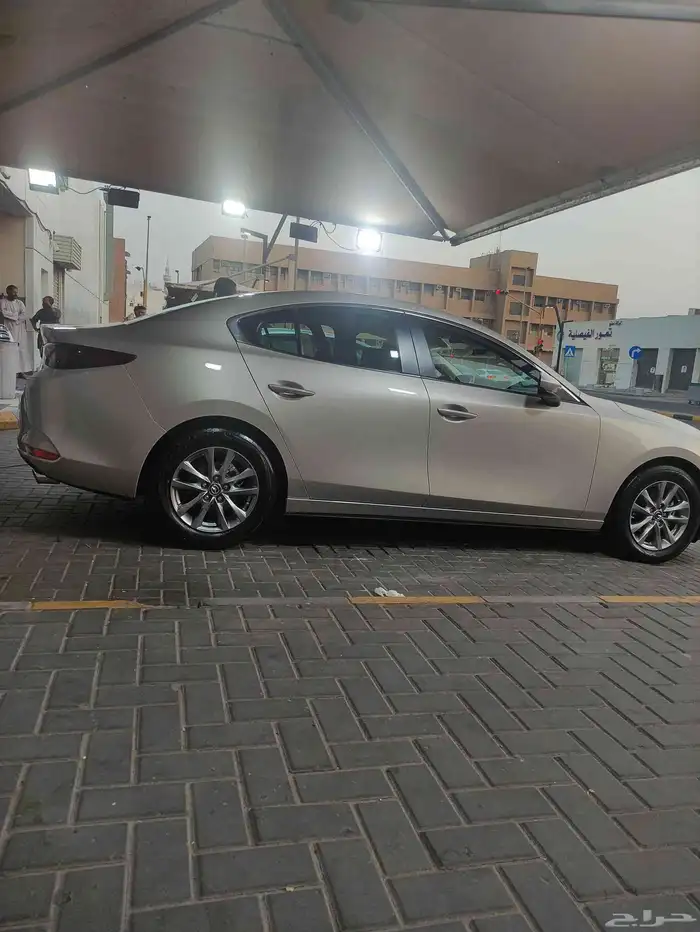 مازدا 3 موديل 2024 للتنازل وليست للبيع 4