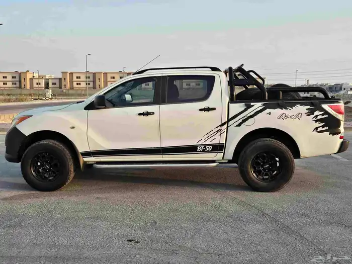 وانيت مازدا بيك اب BT50 2013 دبل قير عادي 6