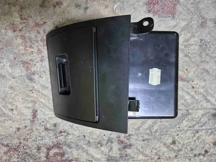 BMW e60 ديكورات واجهزه كهربائيه. 12