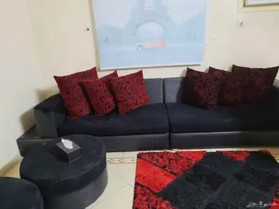 2 طقم كنب واحد اسود ولثاني رمادي 1