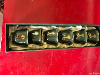 فناجيل لون زيتي سيفين ونخلة ذهبي 5