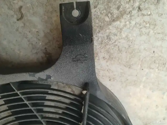 موتور نيسان باتفاندر مكينه صغيره موديل 2002 17