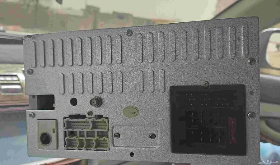 يوجد لدي جهاز مسجل فوارد جديد ونظيف وعلى الشرط وضمان 6شهور و 4