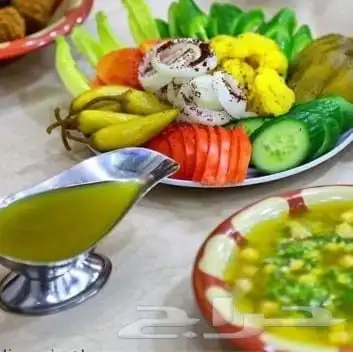 زيت زيتون فلسطيني نابلسي جبلي بعل على المطر عالي الجودة 1