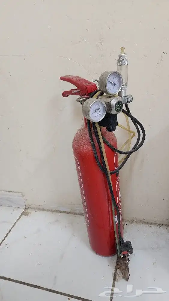 حوض سمك مع co2 index