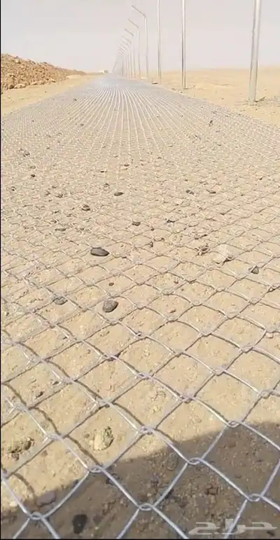 شبوك المزرع والاستراحات ننفذ جميع المشاريع شبك سياج الاسلاك 2