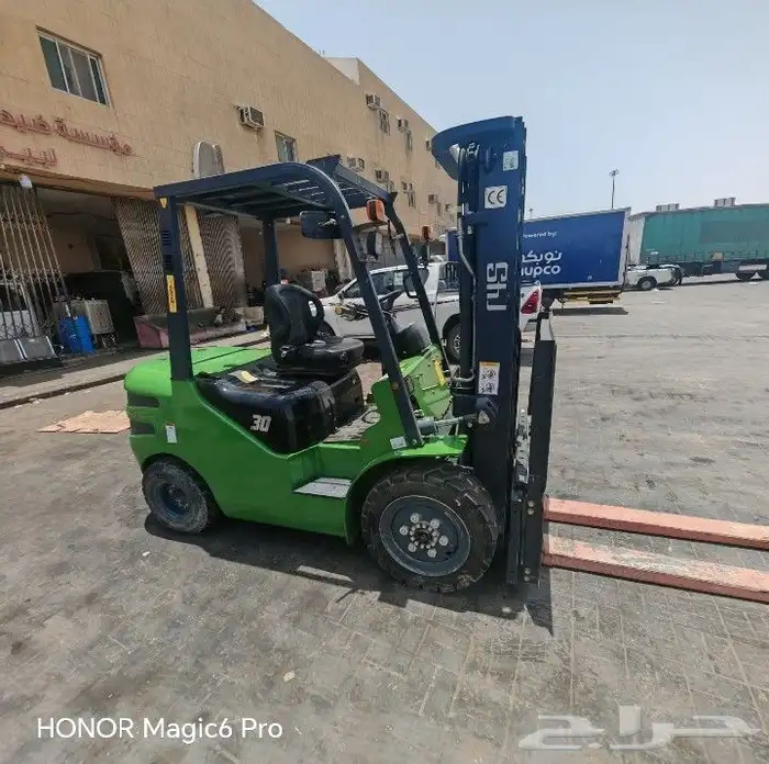 رافعات شوكيه كرنات سطحات ترلات بوم ترك 0