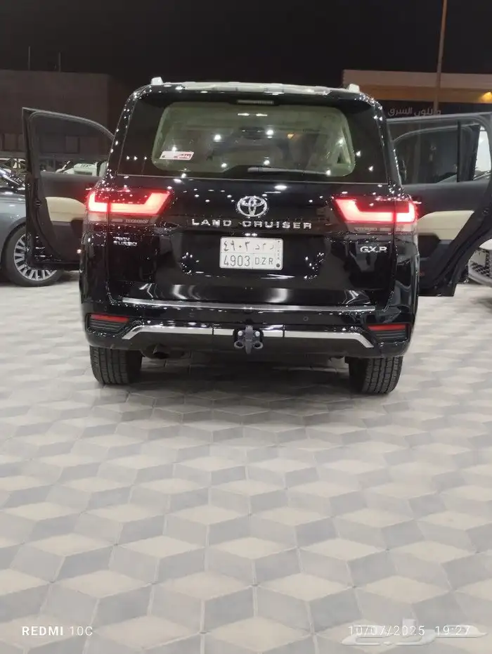 TOYOTA LAND CRUISER 2024 GXR 8