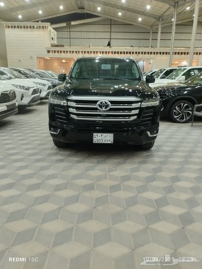 TOYOTA LAND CRUISER 2024 GXR 9