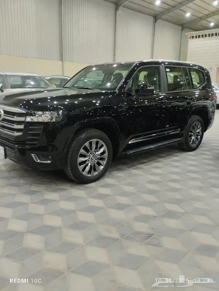 TOYOTA LAND CRUISER 2024 GXR 6