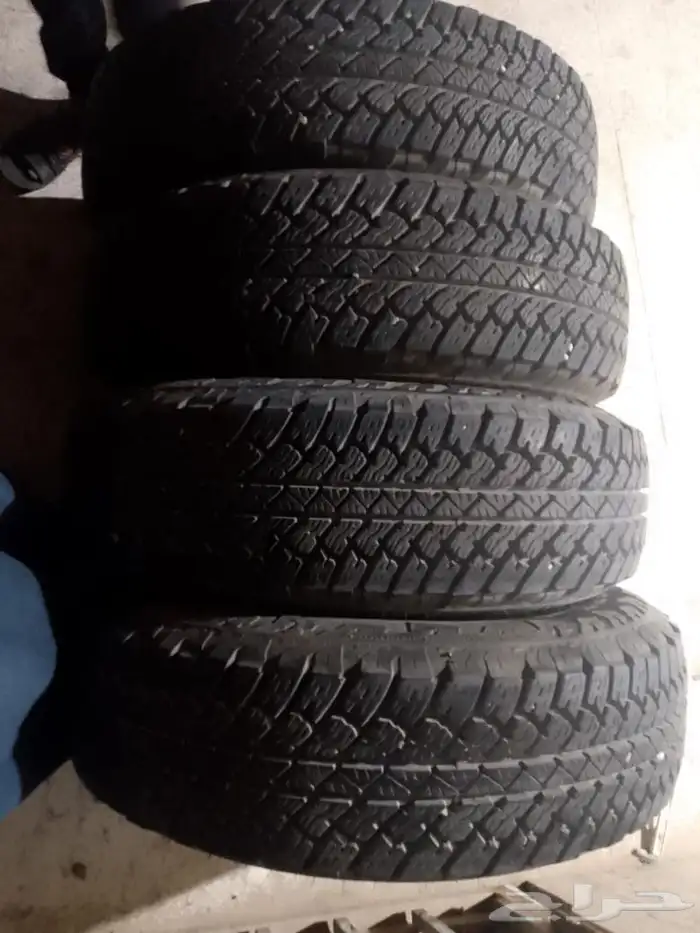 كفرات ربع حجري تركب برجستون لاند كروزر جنوط مثلثه 245 75 17 0