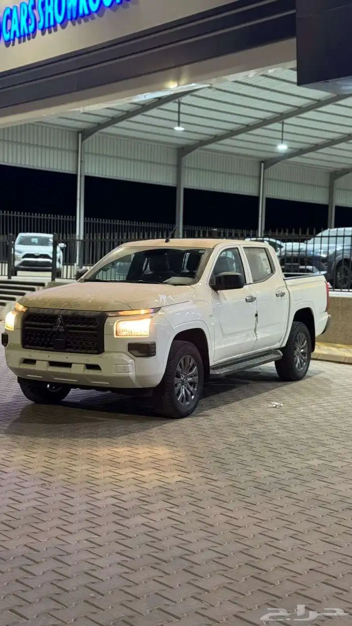 ميتشوبيشي ال 200   GLX 2024 0