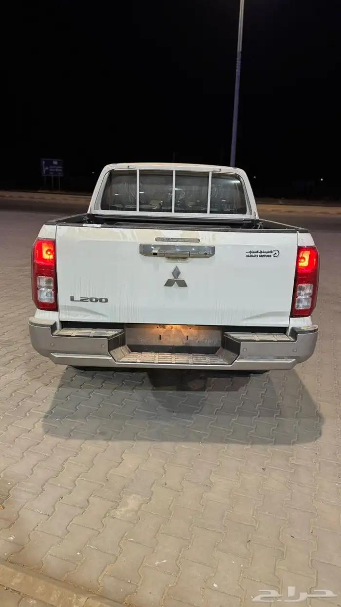 ميتشوبيشي ال 200   GLX 2024 4