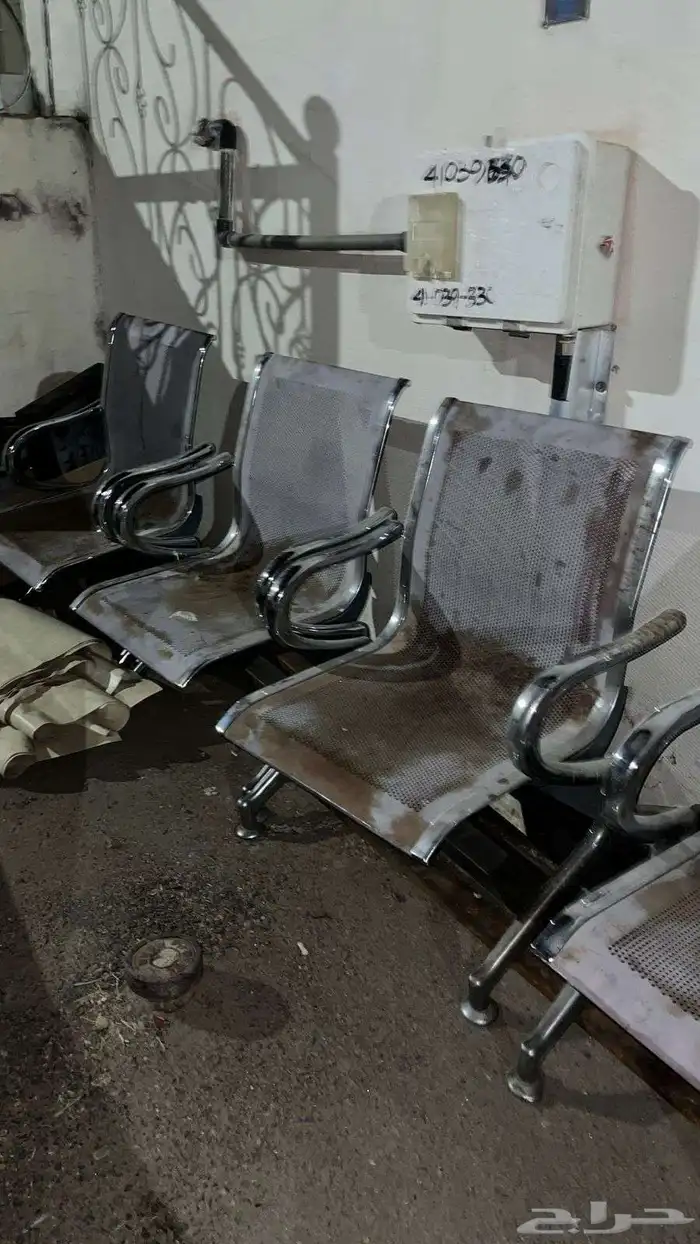 كراسي انتظار حديد 1