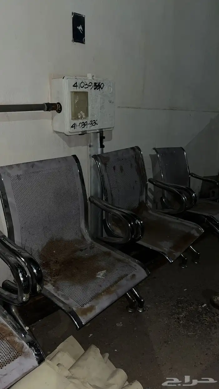 كراسي انتظار حديد 0