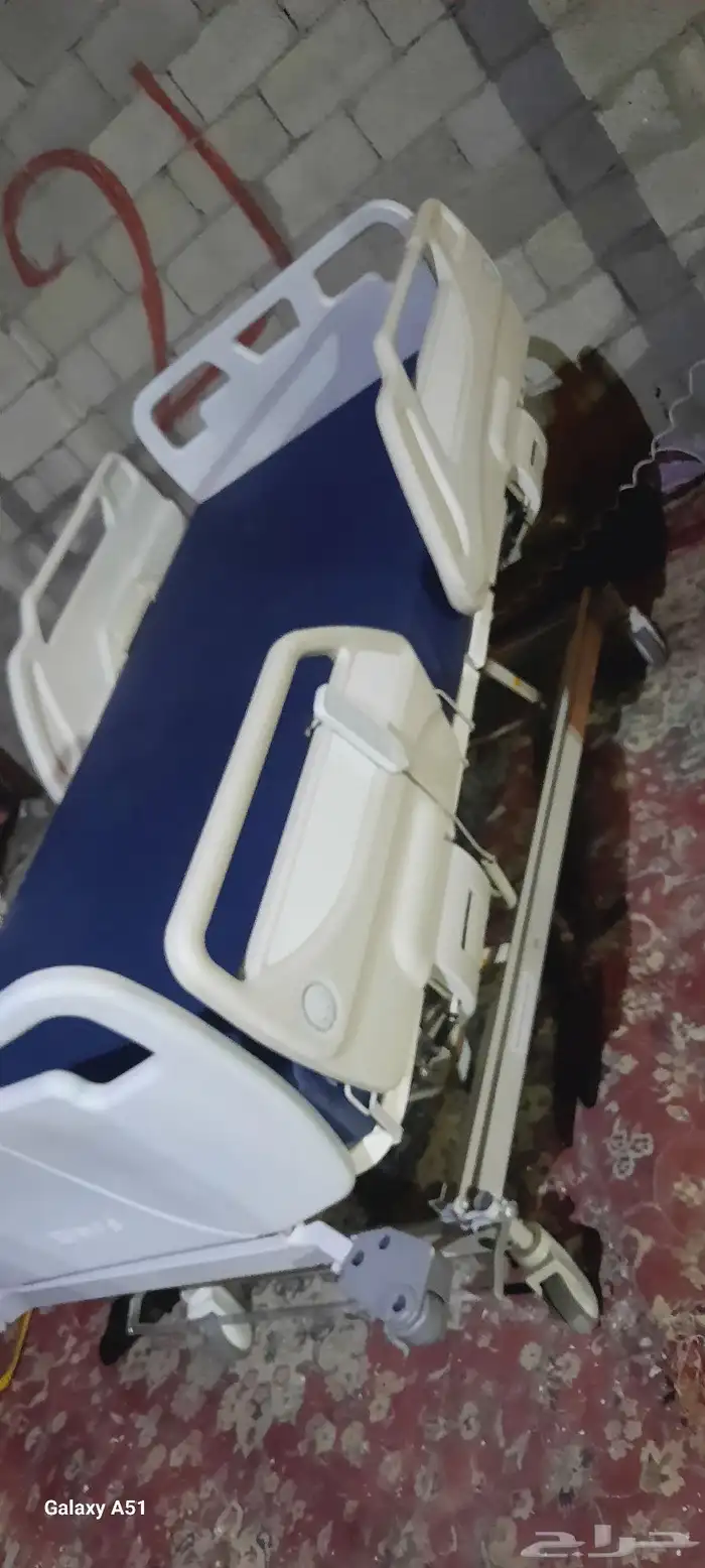 سرير طبي كهربائي فرشه معا مرتبه مرتبه اصليه 2