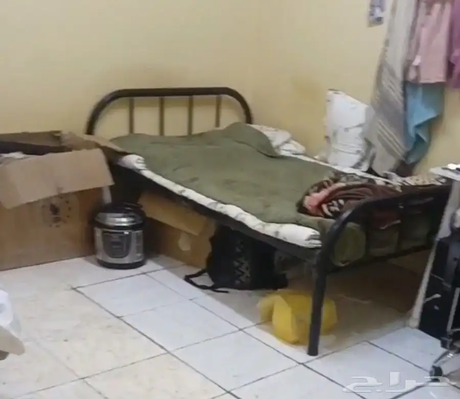 سرير حديد  جديد من الدفعة القديمة نفر ونص 0