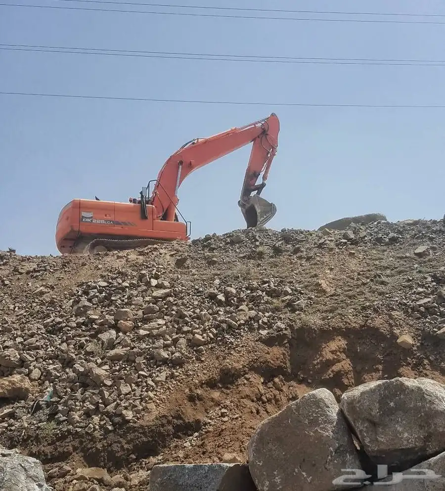 سواق بوكلين وبناي حجر يبحث عن عمل متواجد في مكه 0