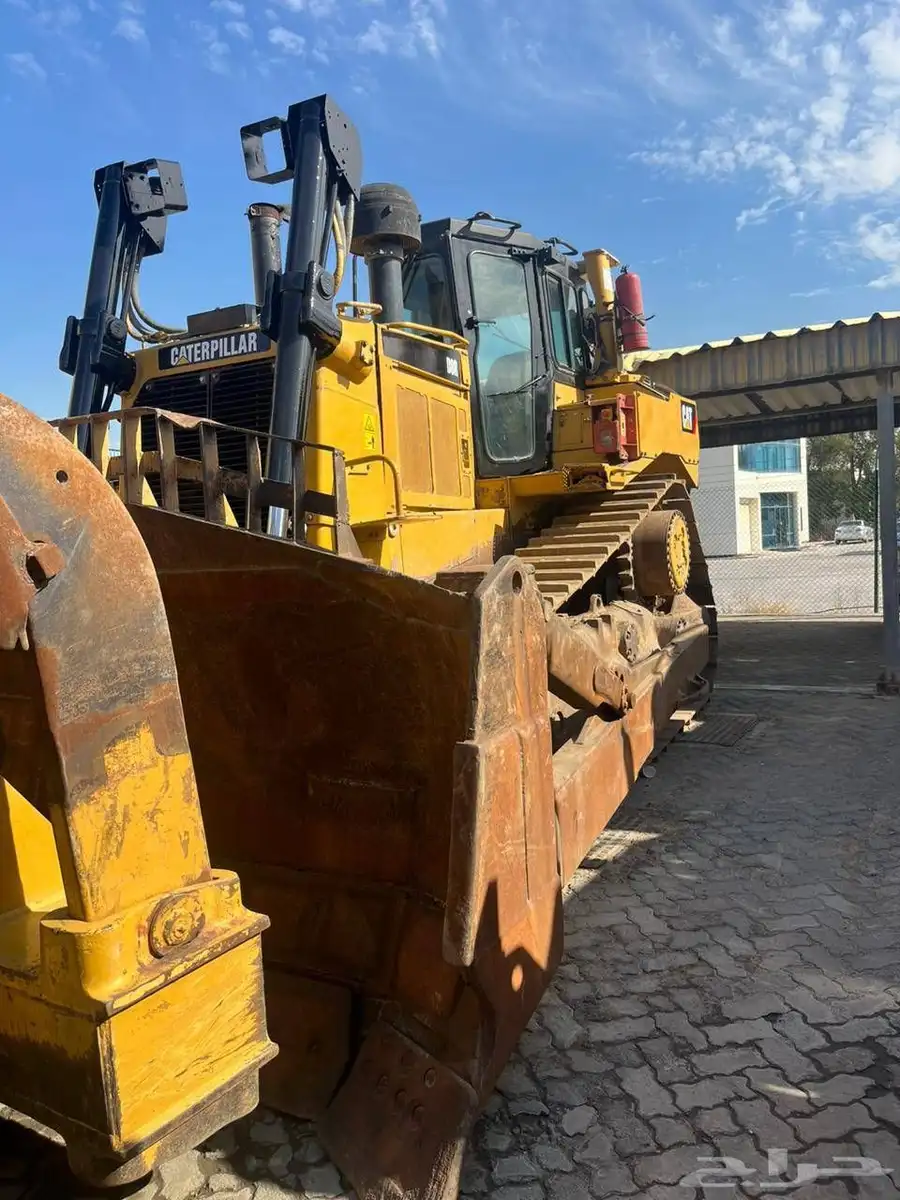 سواق بلدوزر يبحث عن عمل يحمل رخصه مركبات الشغال عامه 0