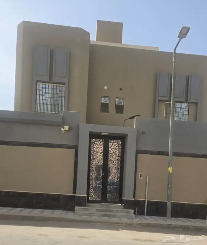 للبيع فله مميزة مع اصنصير الحي السويدي الغربي 0
