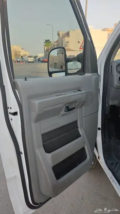 فان فورد E350 2013 10 سلندر بنزين 11