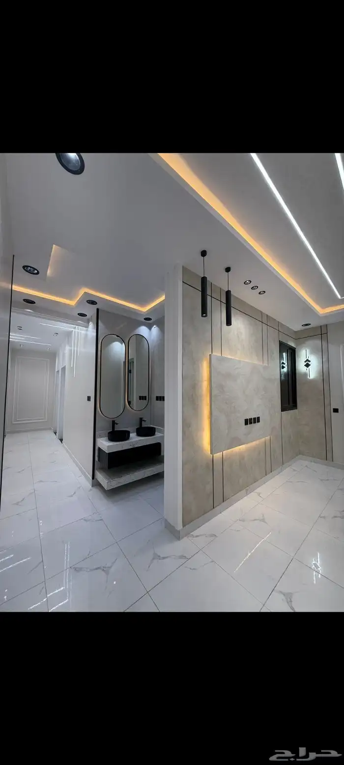 شقق أرضي وعلوي تشطيب vipتصميمات رائعه. خميس مشيط 22