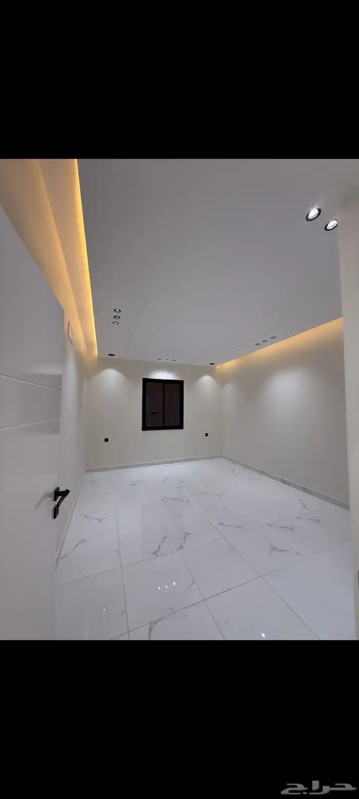 شقق أرضي وعلوي تشطيب vipتصميمات رائعه. خميس مشيط 42