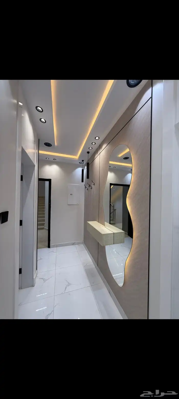شقق أرضي وعلوي تشطيب vipتصميمات رائعه. خميس مشيط 40