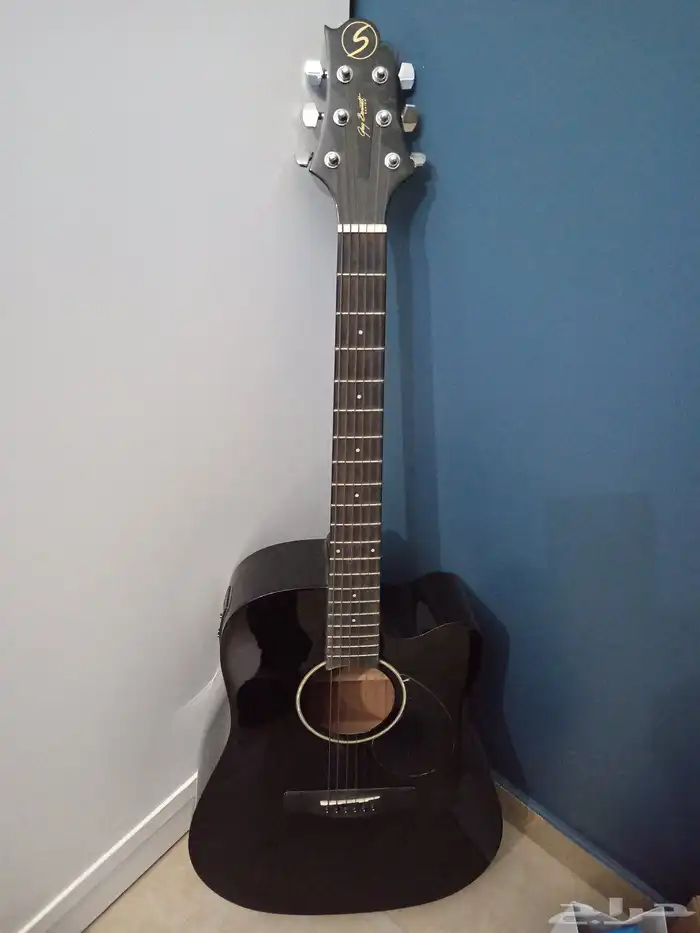 قيتار كلاسيك Classic guitar with fender New 2