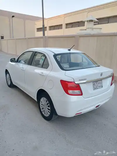 سزوكي ديزير 2022 3