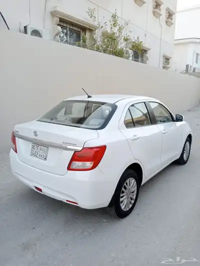 سزوكي ديزير 2022 2