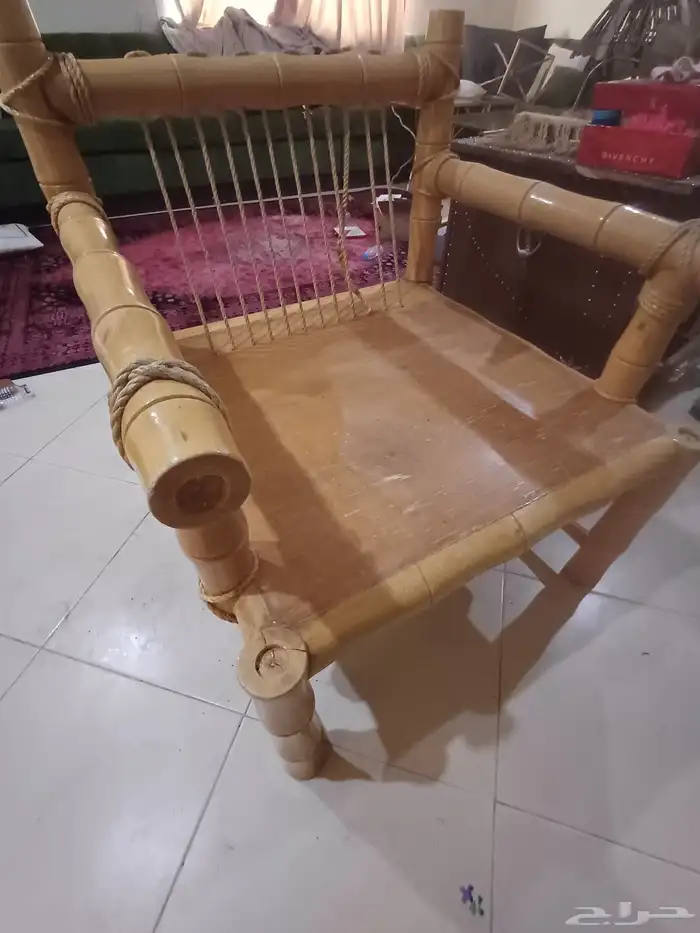 صندوق تراث وكرسي من الخزف مع كرسي 2