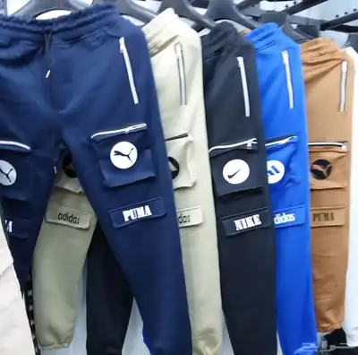 سروال رياضي مقاسات L.XL.XXL باسعار مناسبه متوفر شورت بحر 15