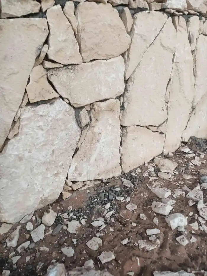 حجر طبيعي وعشواي  مع مواد و بدون مواد توريد تر يب 0