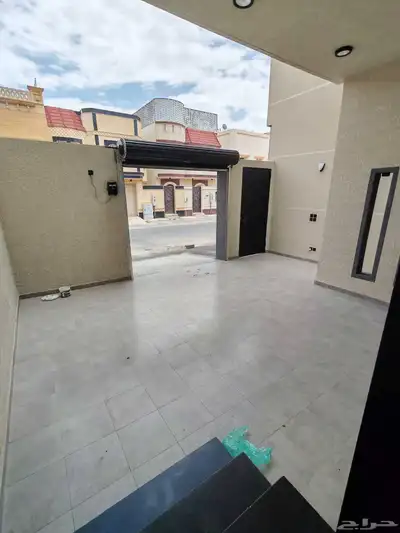 للبيع شقه دور ارضي بحي الموسي موقع متميز بمدينه خميس مشيط 1