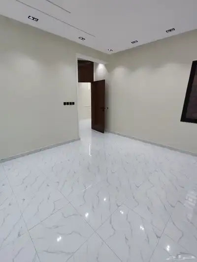 للبيع شقه دور ارضي بحي الموسي موقع متميز بمدينه خميس مشيط 26
