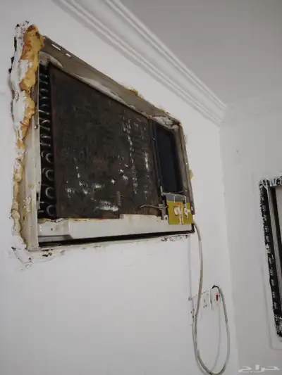 مكيف شباك ماركة بروده عاليه مع موكيت غرفه ومرتبة سرير 1