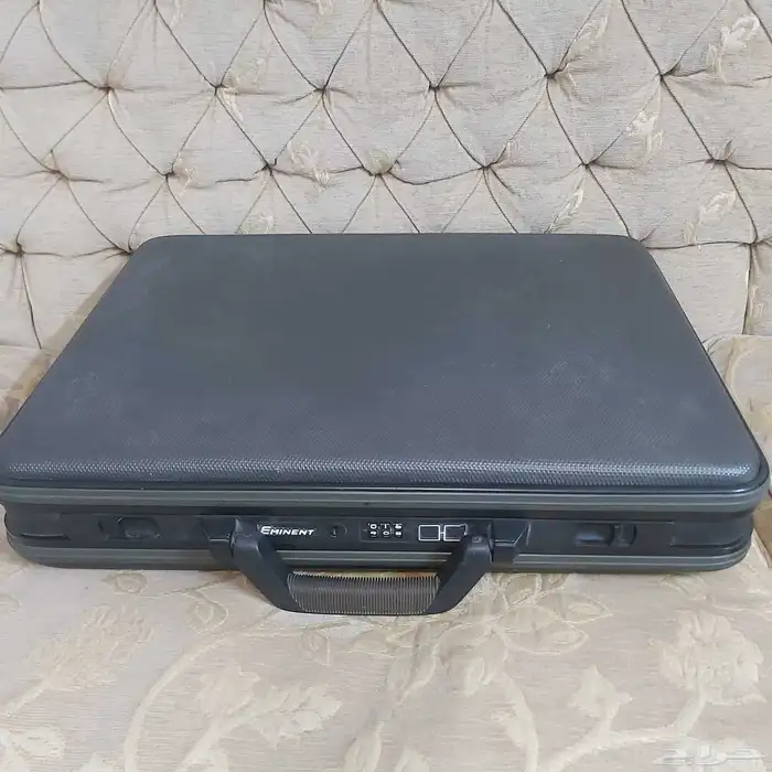 شنطة دبلماسيه 1