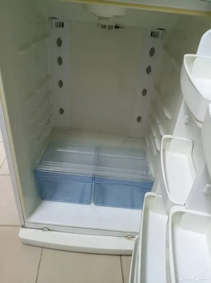 ثلاجه دايو نضيف شبه جديد 3