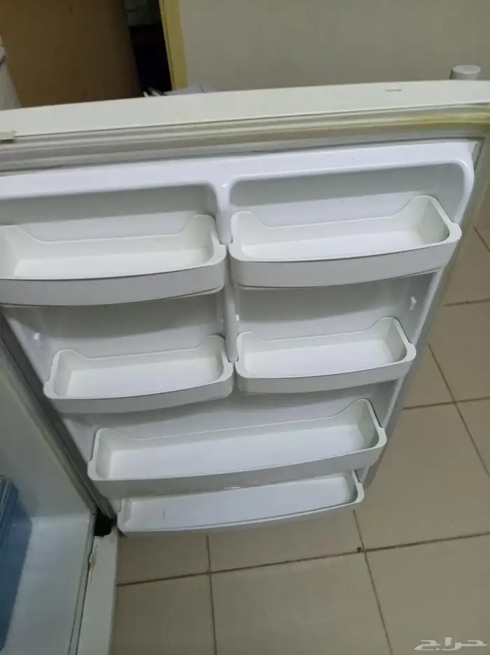 ثلاجه دايو نضيف شبه جديد 2
