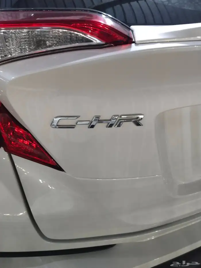 TOYOTA -CHR 2020 HYBRID 6