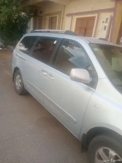 كيا كرنفال موديل 207 ومكيف ومكينه وقير علي شرط 3