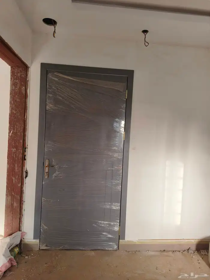 تفصيل ابواب خشب بجميع انواعها ودبليو بي سي 0