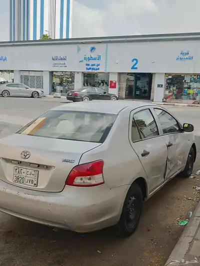 تويوتا ياريس 2013 اوتوماتيك 4