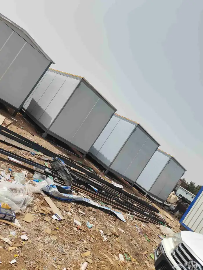تصنيع مكاتب وبركسات سكن عمال ورشة امواج الخليج للحداده 0