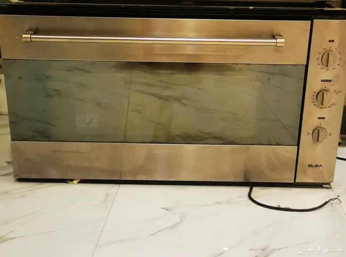 للبيع فرن ايطالي ألبا مستعمل سليم 100  الحد 500 ريال 0