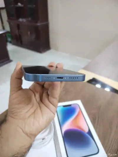 ايفون 14 عادي 128 جيجا 5