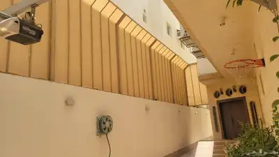 م ظ ل ات  ج د  ه وَم ك  ه س وَت رَ وَب يَوَت  ش  عرَ 6